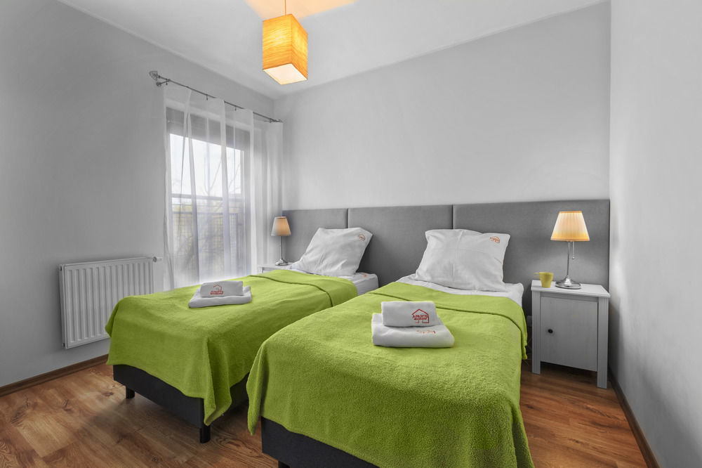 Adler Bed&Breakfast Apartment Lodz  Exterior photo